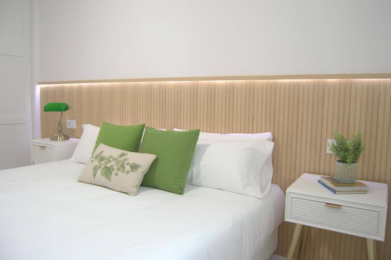 Nereidas Alojamiento Exclusivo Frente Al Mar กอร์คูบิญอน ภายนอก รูปภาพ